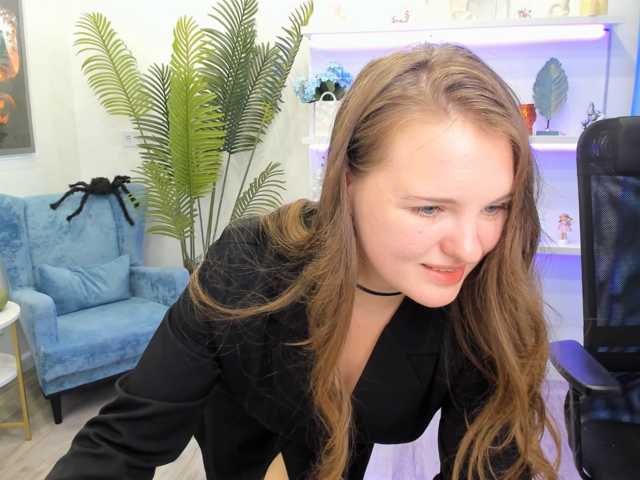 AliceSagkew live cam on BongaCams