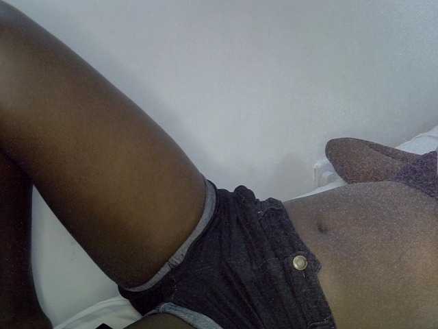 Cumppie live cam on BongaCams