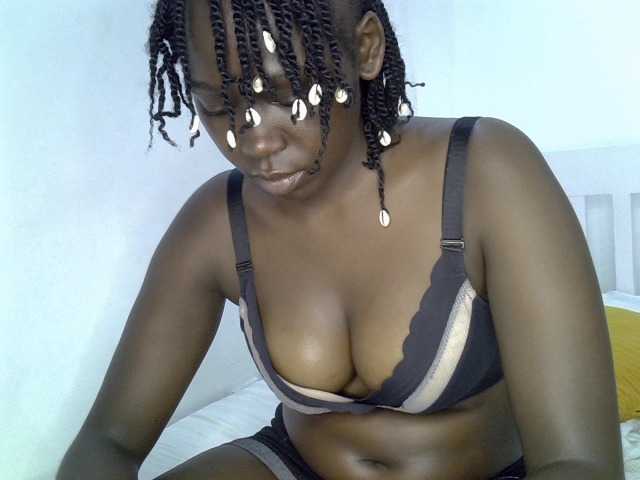 Cumppie live cam on BongaCams