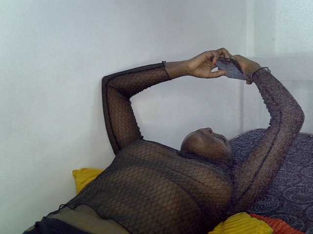 Cumppie live cam on BongaCams