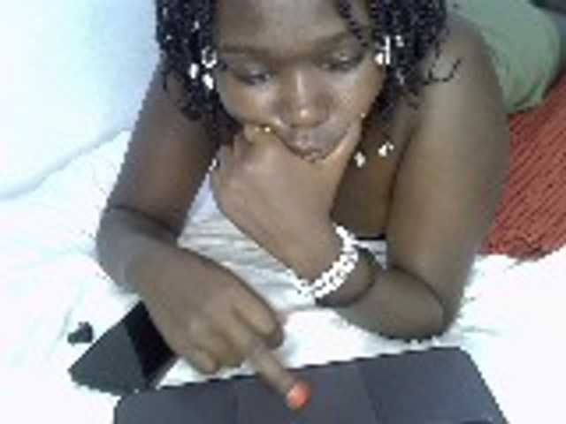 Cumppie live cam on BongaCams