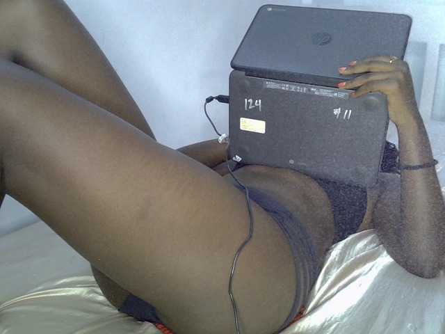 Cumppie live cam on BongaCams