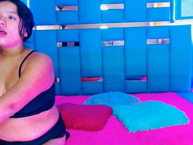 NatashaMoros live cam on BongaCams