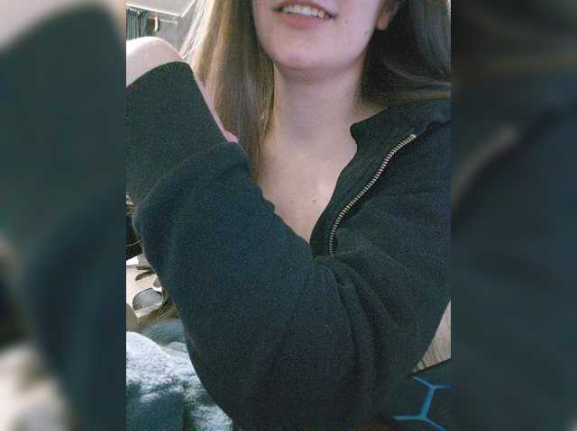 Militur, en vivo ahora en BongaCams