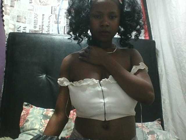 Dorachoco live cam on BongaCams