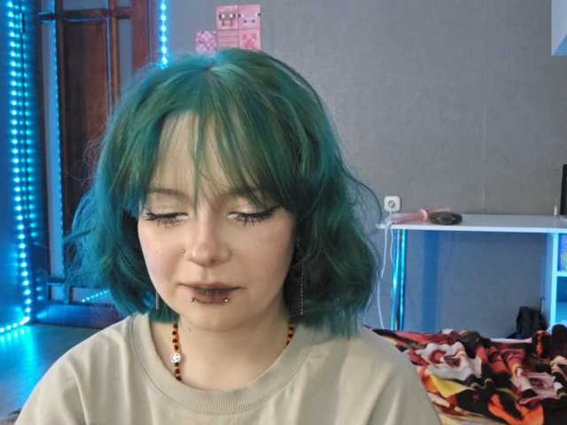 SharikaAge live cam on BongaCams