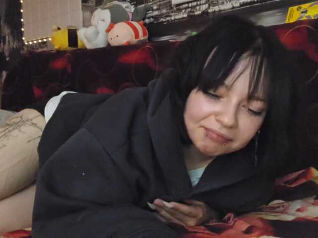 SharikaAge live cam on BongaCams