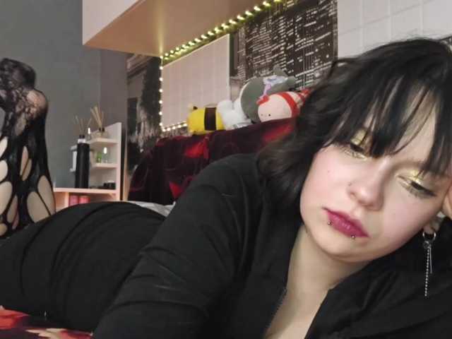 SharikaAge live cam on BongaCams