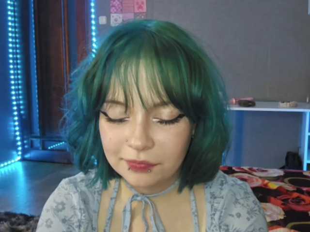 SharikaAge live cam on BongaCams