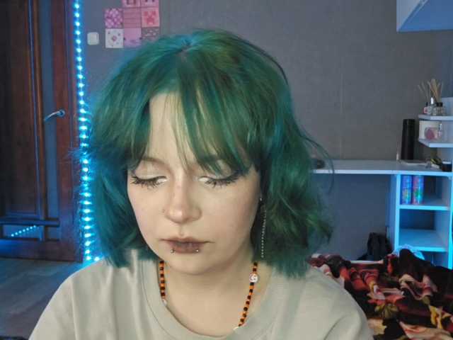 SharikaAge live cam on BongaCams