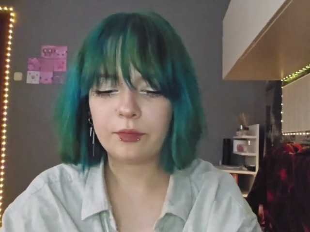 SharikaAge live cam on BongaCams
