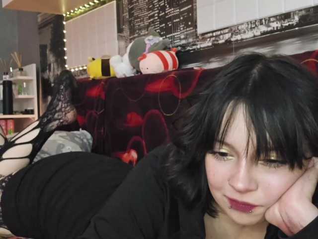 SharikaAge live cam on BongaCams