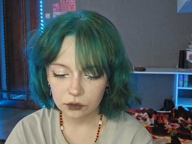 SharikaAge live cam on BongaCams