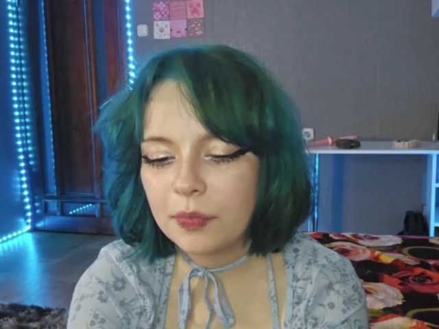 SharikaAge live cam on BongaCams
