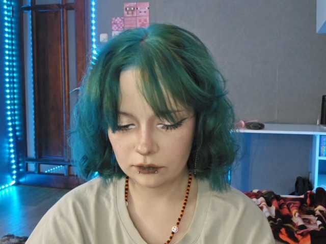 SharikaAge live cam on BongaCams