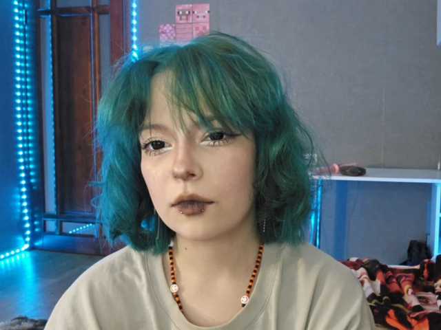 SharikaAge live cam on BongaCams