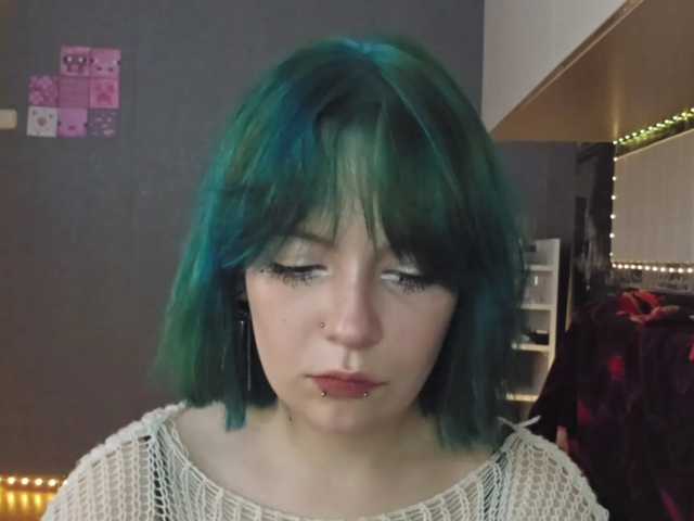 SharikaAge live cam on BongaCams