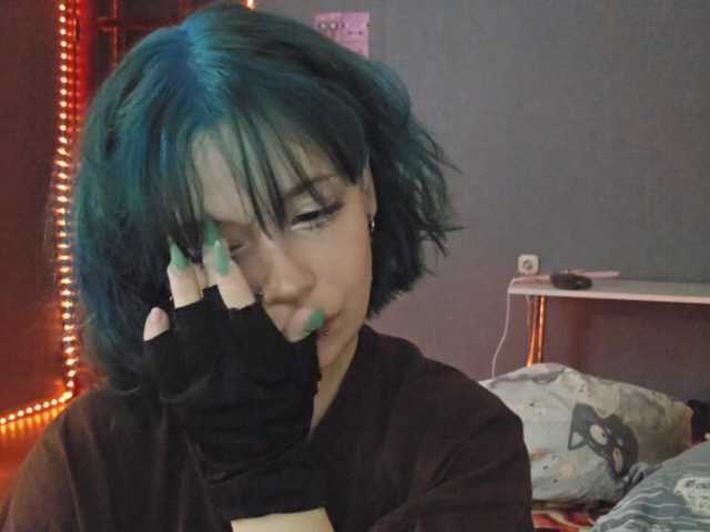 SharikaAge live cam on BongaCams