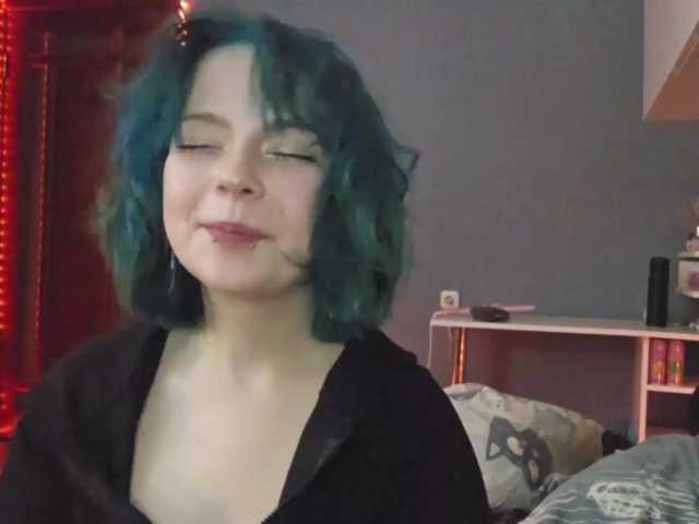 SharikaAge live cam on BongaCams
