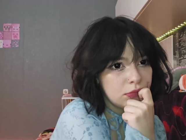 SharikaAge live cam on BongaCams
