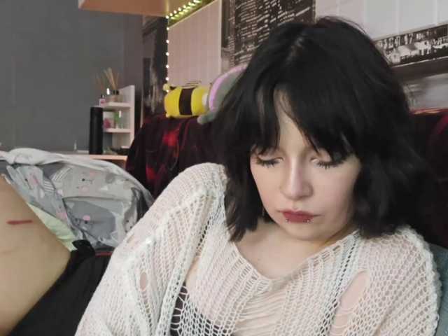 SharikaAge live cam on BongaCams