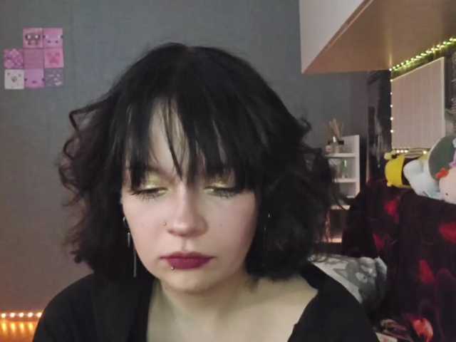 SharikaAge live cam on BongaCams