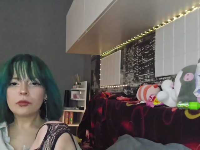 SharikaAge live cam on BongaCams