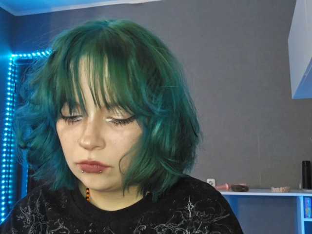 SharikaAge live cam on BongaCams
