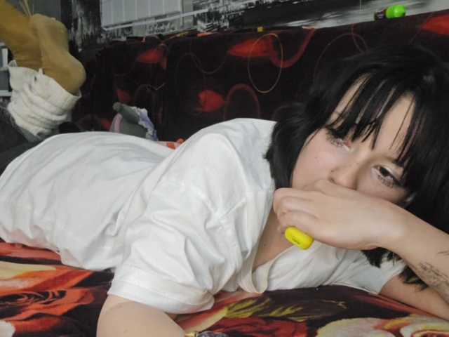 SharikaAge live cam on BongaCams
