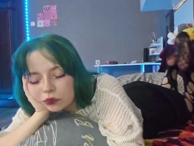 SharikaAge live cam on BongaCams