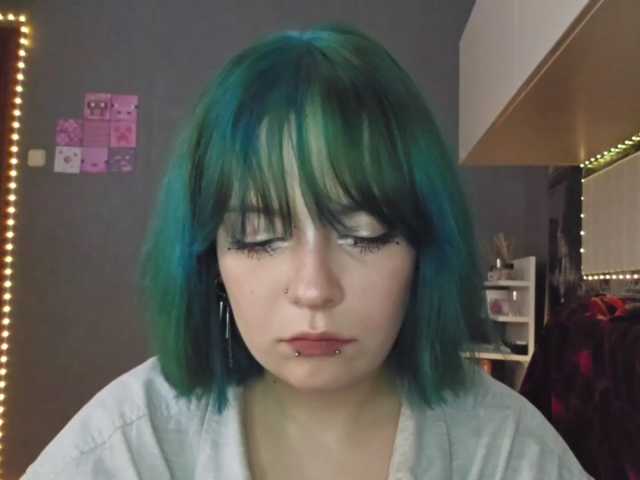 SharikaAge live cam on BongaCams