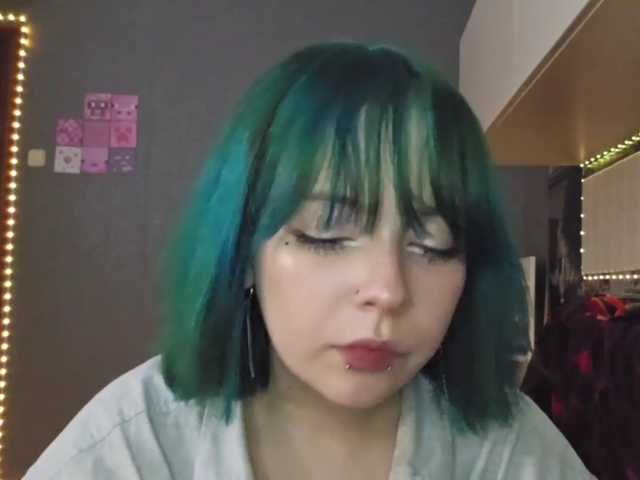 SharikaAge live cam on BongaCams