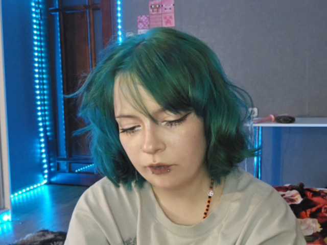 SharikaAge live cam on BongaCams