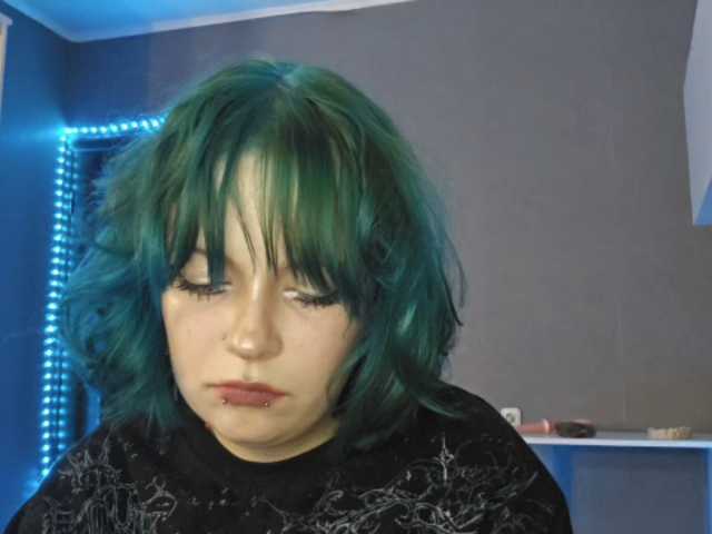 SharikaAge live cam on BongaCams