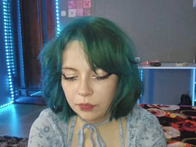 SharikaAge live cam on BongaCams