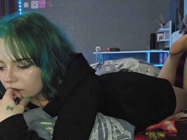 SharikaAge live cam on BongaCams