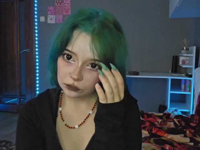 SharikaAge live cam on BongaCams