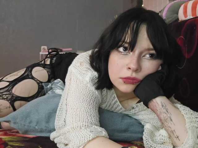 SharikaAge live cam on BongaCams
