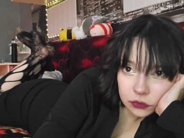 SharikaAge live cam on BongaCams