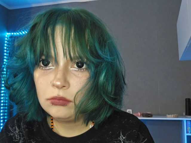 SharikaAge live cam on BongaCams