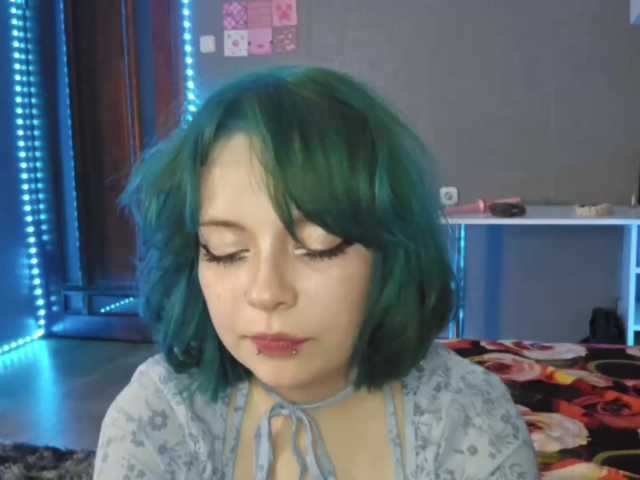 SharikaAge live cam on BongaCams