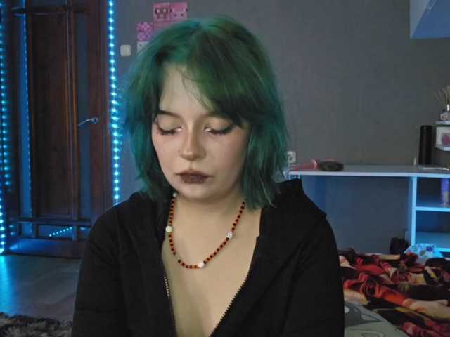 SharikaAge live cam on BongaCams