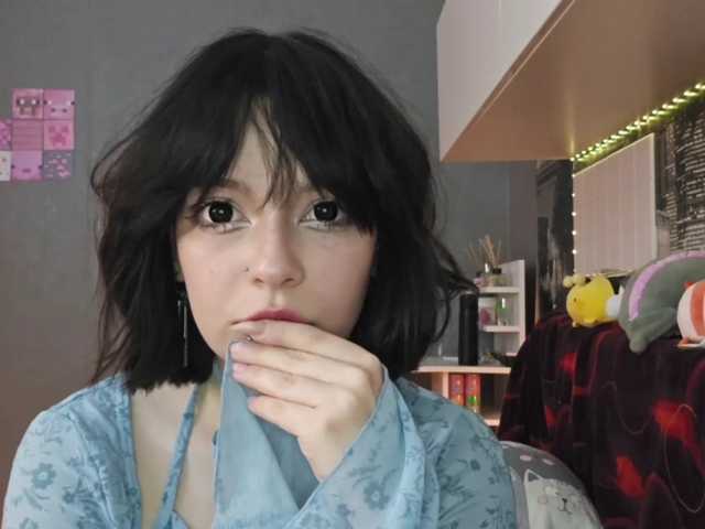 SharikaAge live cam on BongaCams