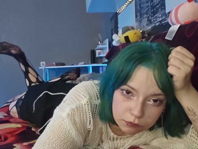 SharikaAge live cam on BongaCams
