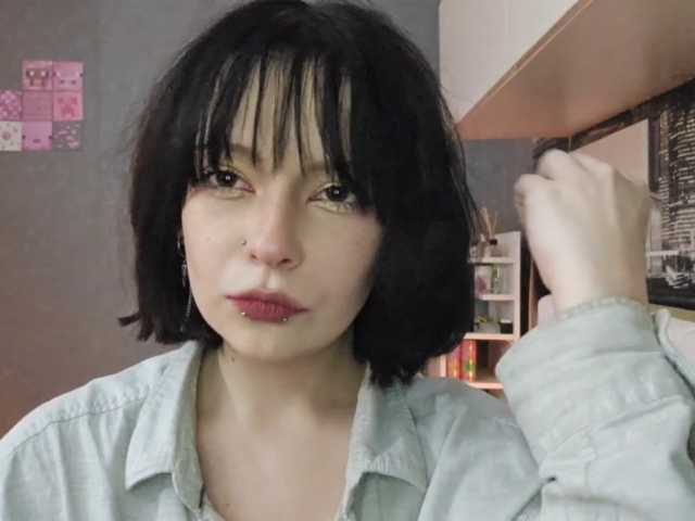 SharikaAge live cam on BongaCams