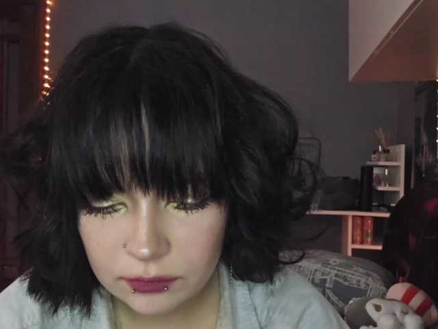SharikaAge live cam on BongaCams