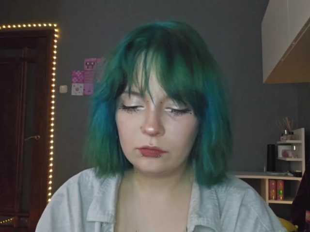 SharikaAge live cam on BongaCams