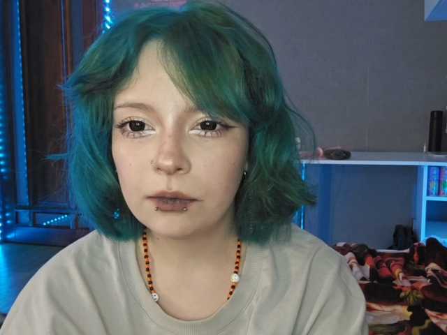 SharikaAge live cam on BongaCams
