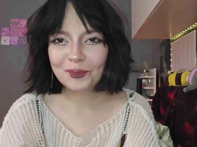 AsukaAge webcam