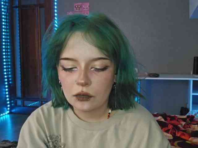 AsukaAge webcam